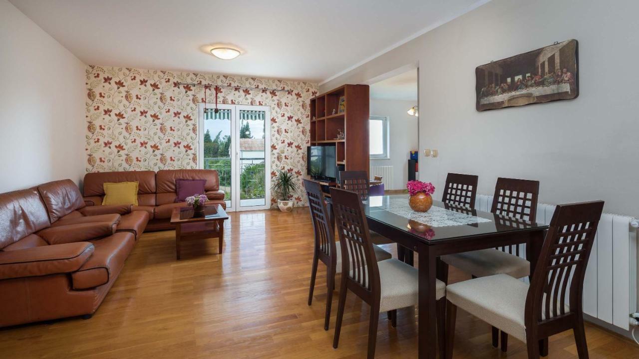 Otium Apartamento Kaštela Exterior foto