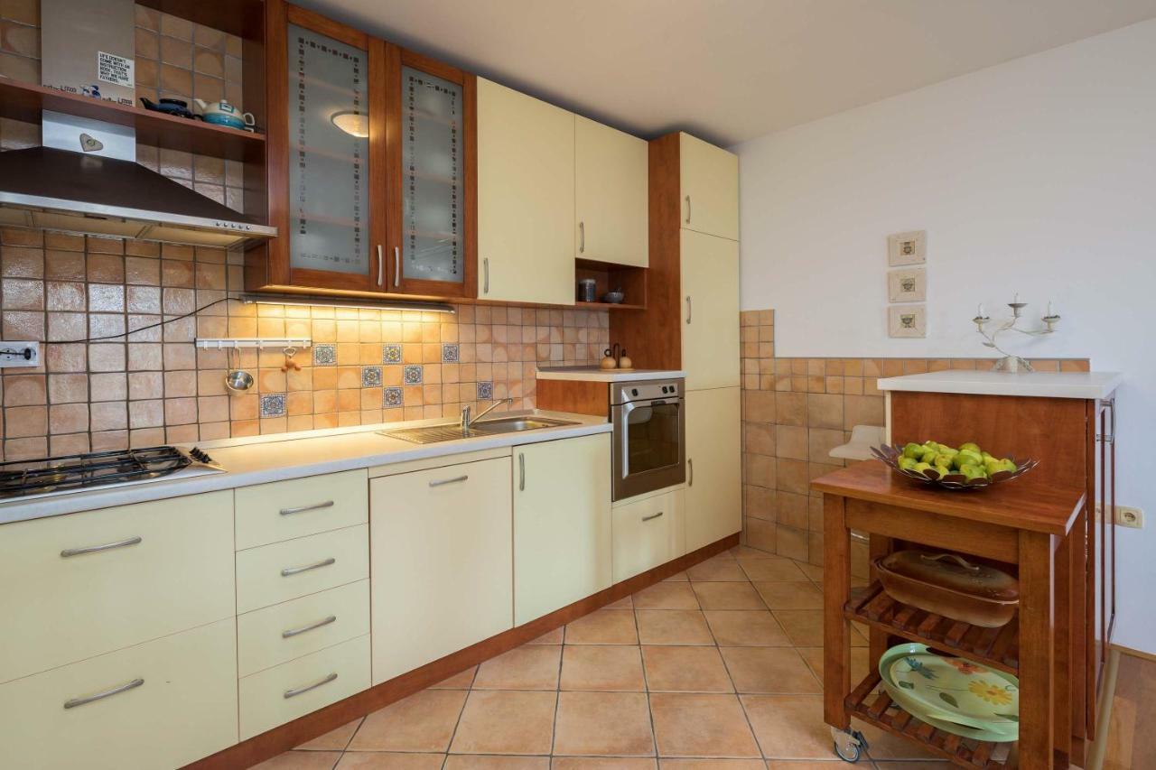 Otium Apartamento Kaštela Exterior foto