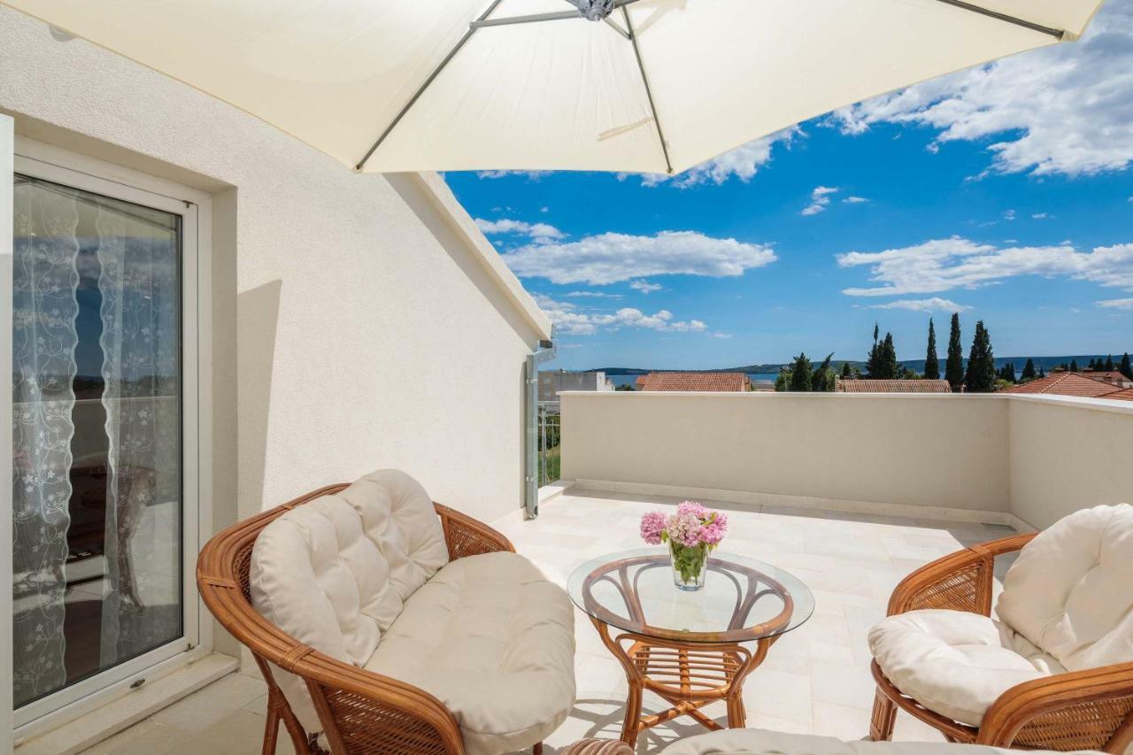 Otium Apartamento Kaštela Exterior foto