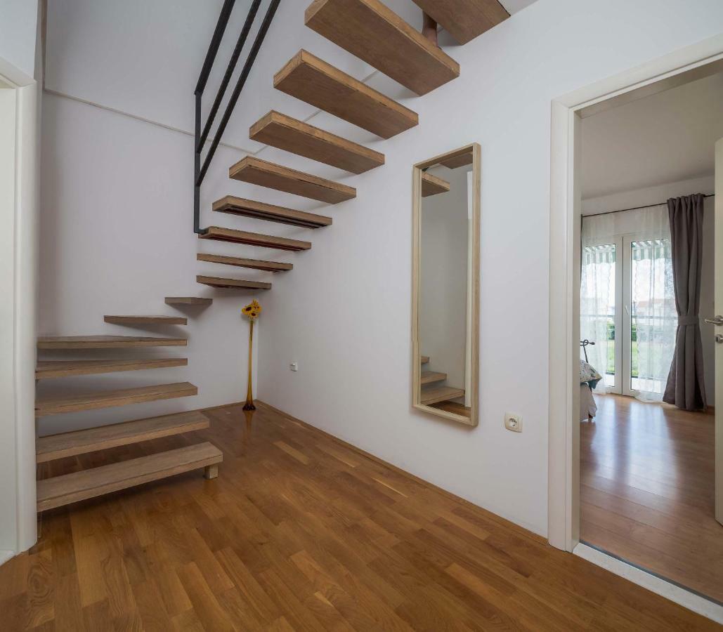 Otium Apartamento Kaštela Exterior foto