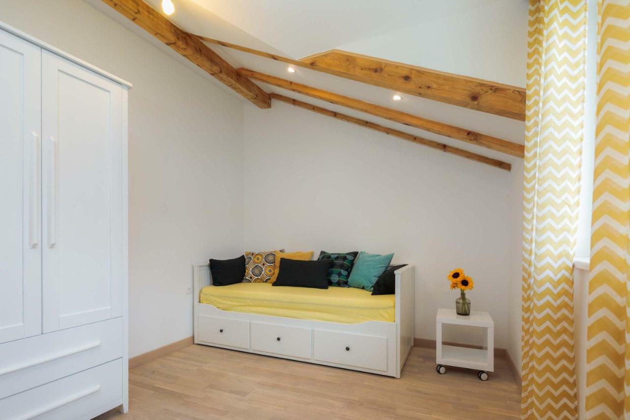 Otium Apartamento Kaštela Exterior foto